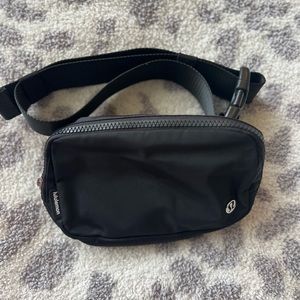 Lululemon belt bag